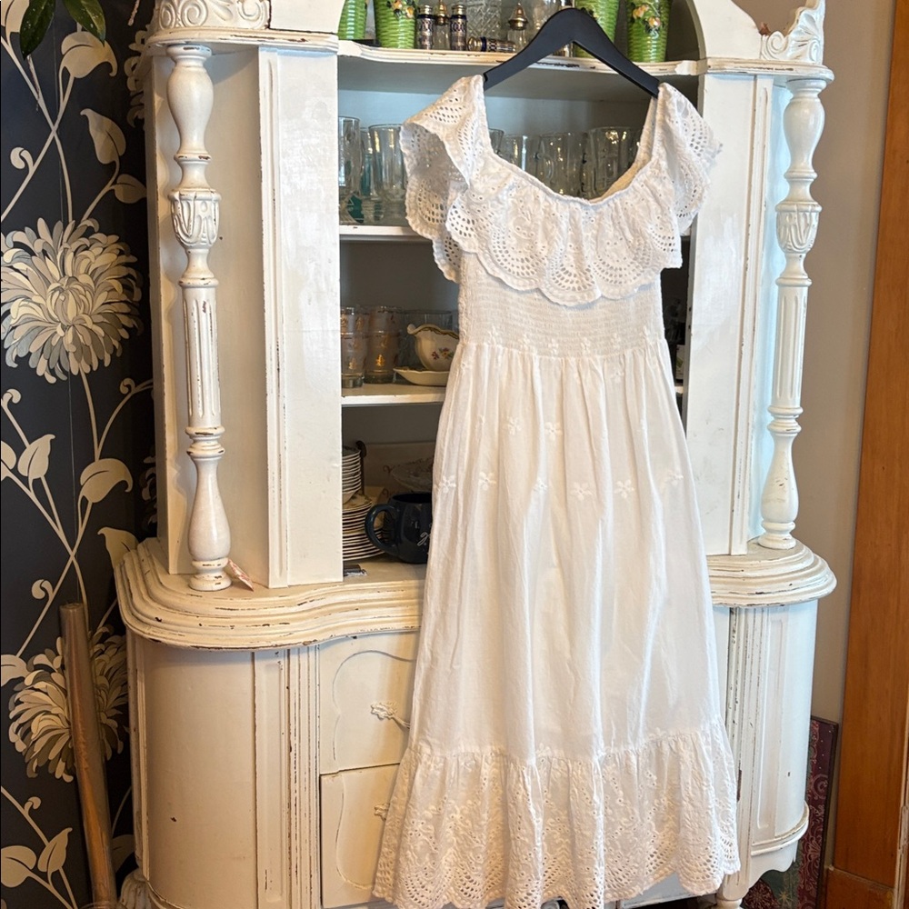 # 140  Flying Tomato white eyelet dress